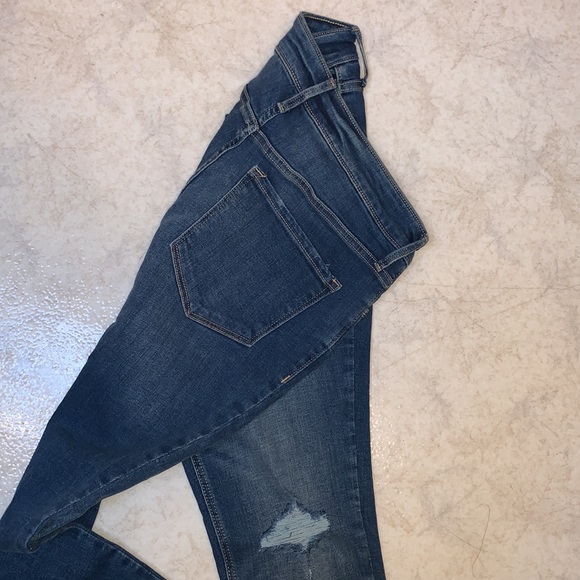 SUPER SKINNY ROCKSTAR HIGH RISE JEANS OLD NAVY - Picture 3 of 3